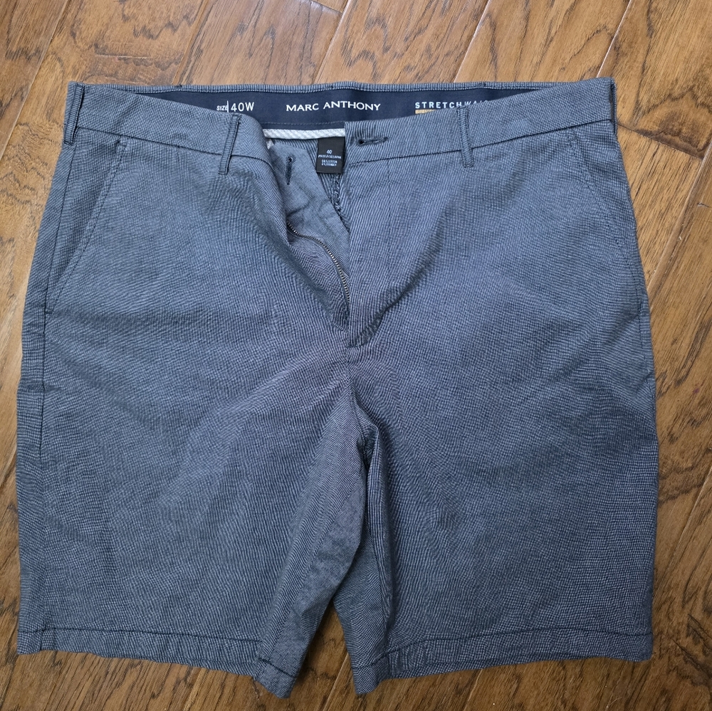 Marc Anthony Blue Flat Front Shorts sz 40